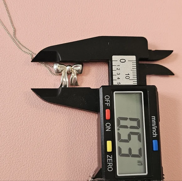 🎀Tiffany & Co. Ribbon Bow Sterling Silver 925 Vintage Pendant Necklace💝 - Picture 11 of 16